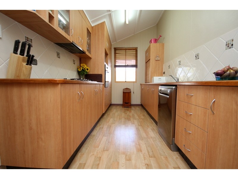 23 James St, Dalby QLD 4405