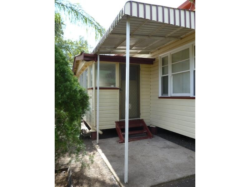 83 Bunya, Dalby QLD 4405