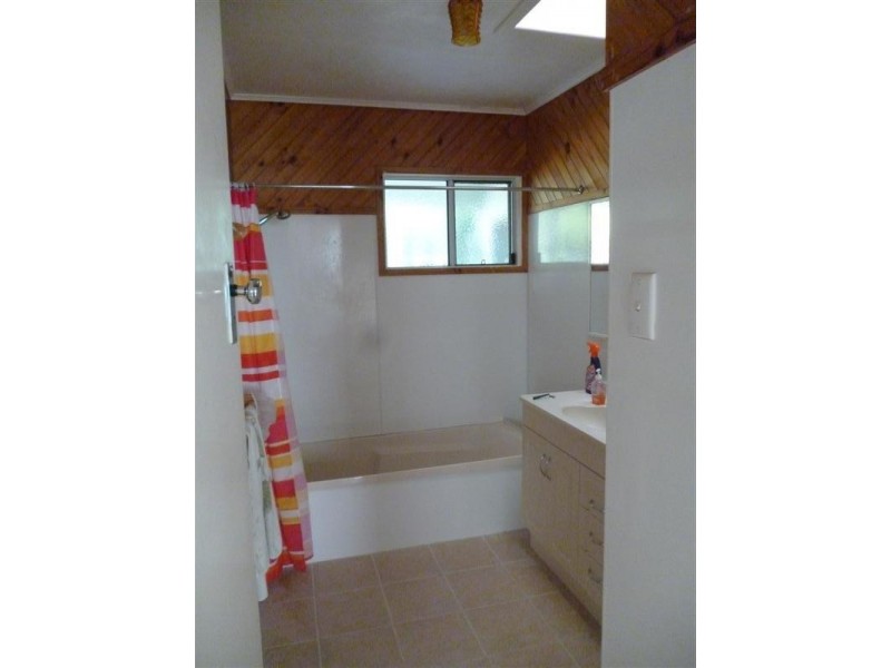 54 Swan Street, Dalby QLD 4405