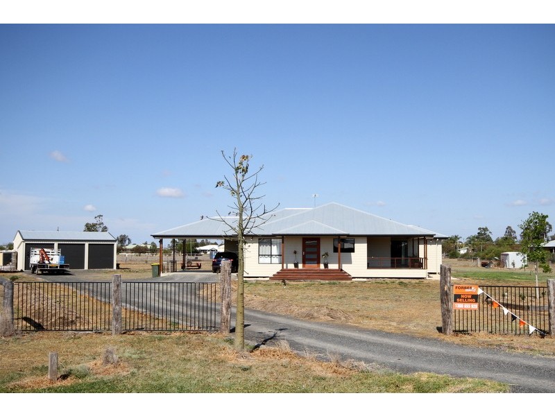 14 Vanessa Drive, Dalby QLD 4405