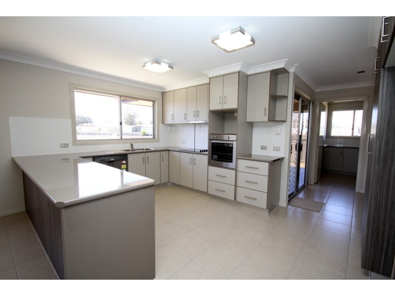 7 Sullivan Court, Dalby QLD 4405