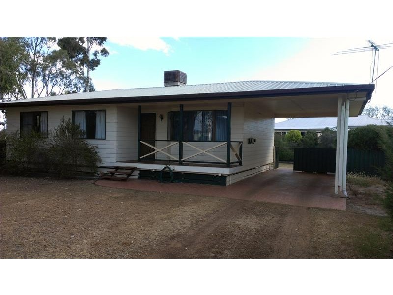 6 Lyons Court, Dalby QLD 4405