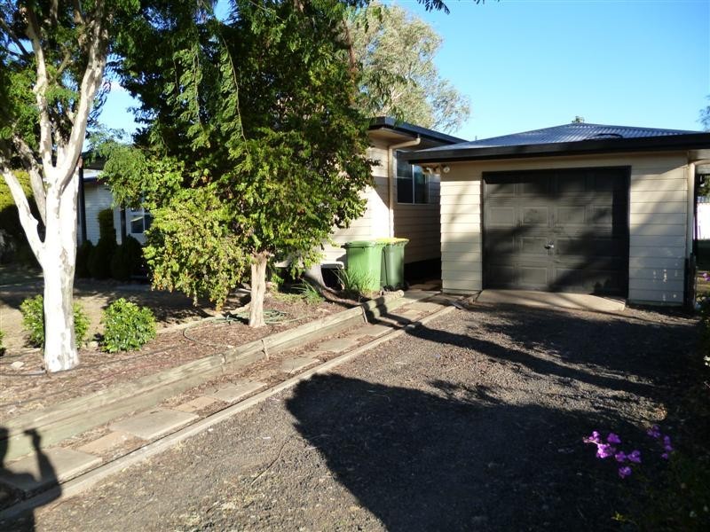 6 Brimblecombe Street, Dalby QLD 4405