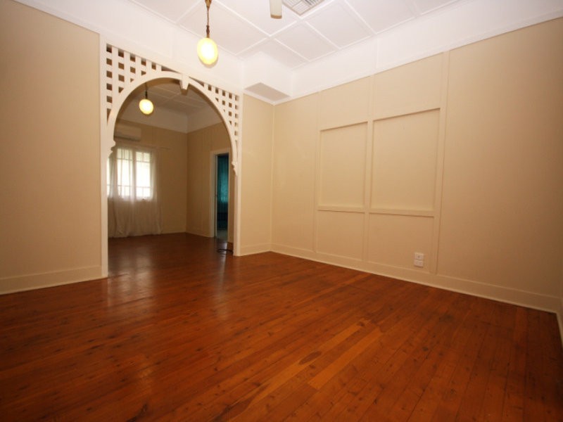 81 Arthur Street, Dalby QLD 4405