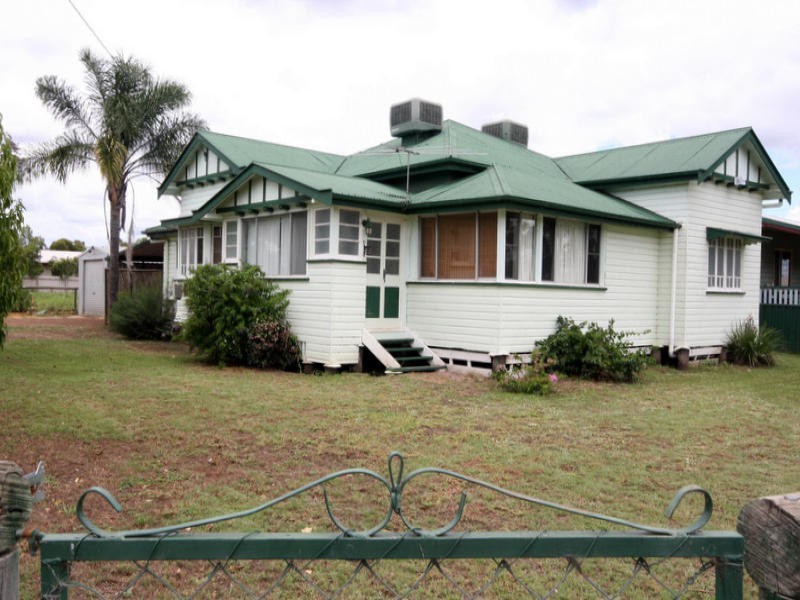 81 Arthur Street, Dalby QLD 4405