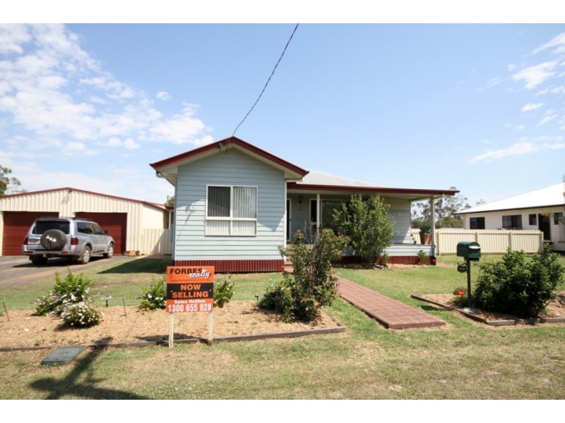 90 Charles Street, Dalby QLD 4405