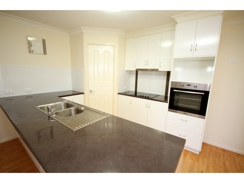 10 Galilee Street, Dalby QLD 4405