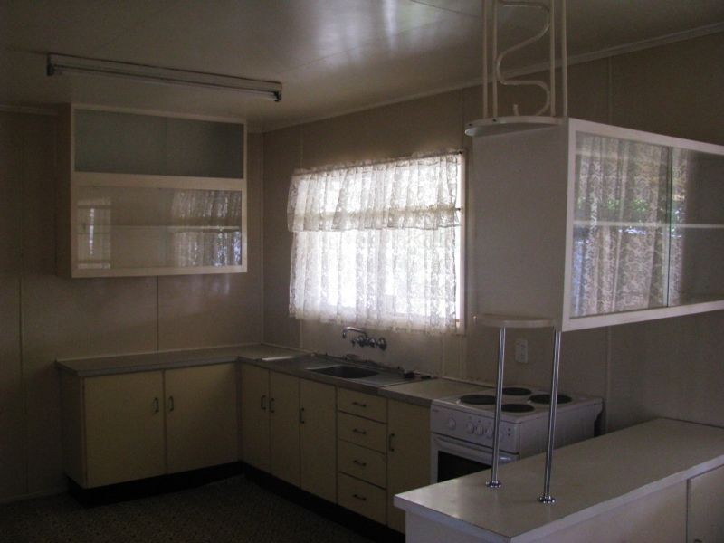 24 Dunmall St, Dalby QLD 4405