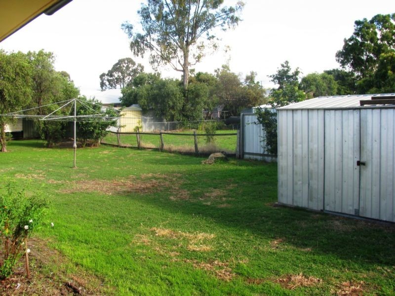 24 Dunmall St, Dalby QLD 4405