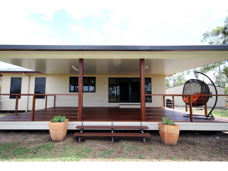 87 Charles Street, Dalby QLD 4405
