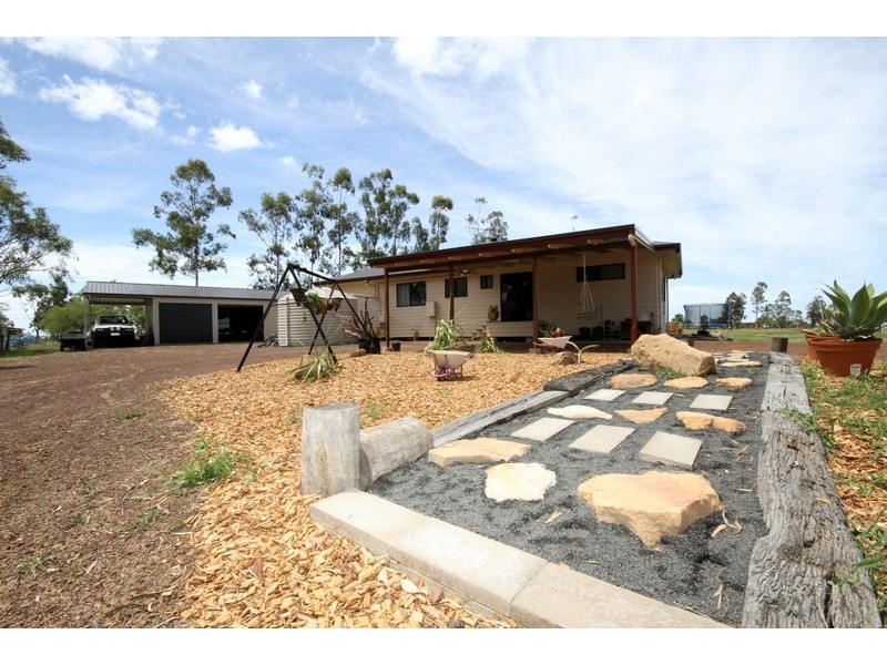87 Charles Street, Dalby QLD 4405