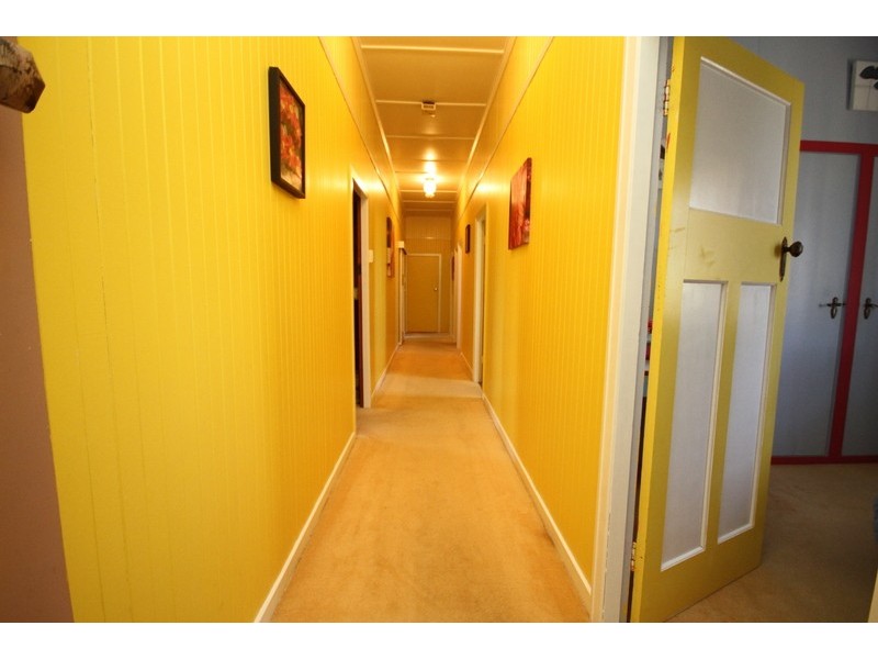 34 Mahon Street, Dalby QLD 4405