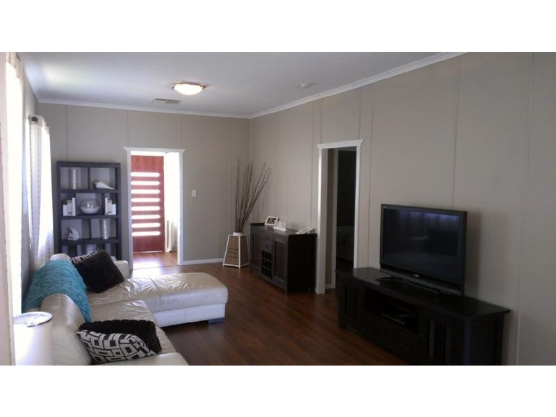 6 Geisel Street, Dalby QLD 4405