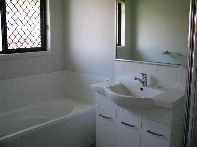 30 Diggers Drive, Dalby QLD 4405