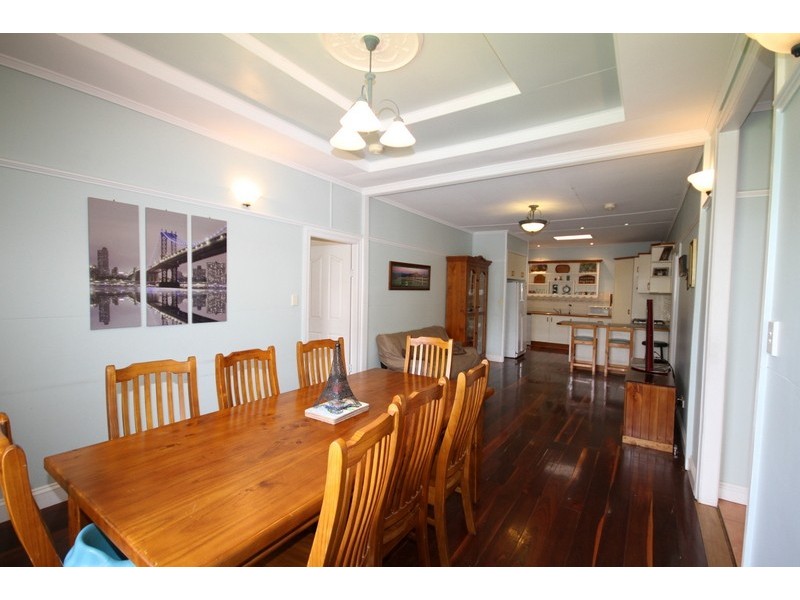 10 Vowles Street, Dalby QLD 4405