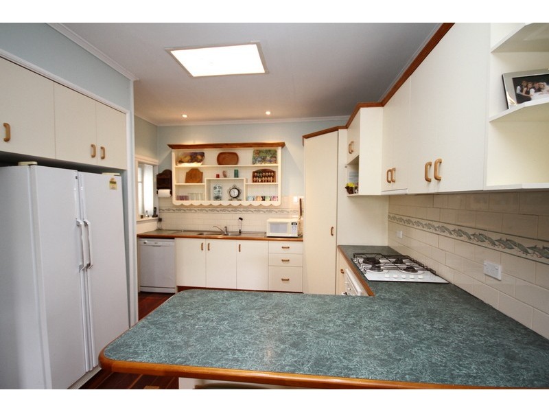 10 Vowles Street, Dalby QLD 4405