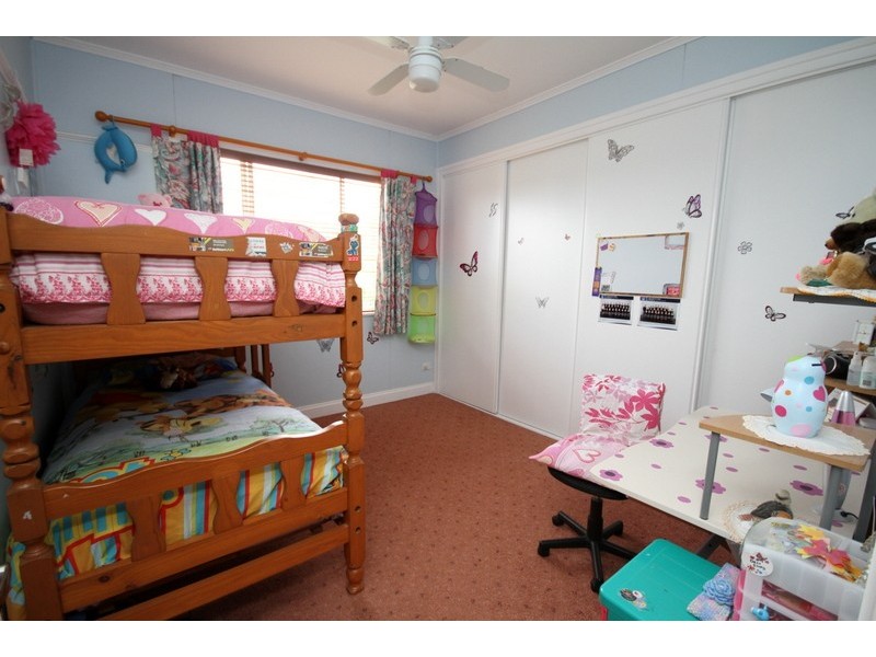 10 Vowles Street, Dalby QLD 4405