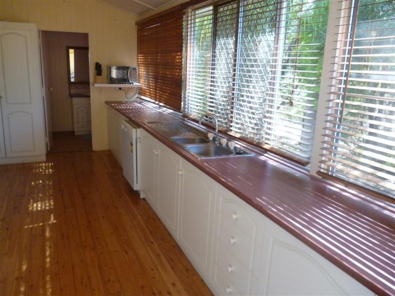 36 Pratten Street, Dalby QLD 4405