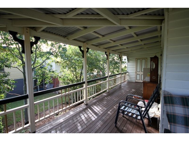 23 James St, Dalby QLD 4405