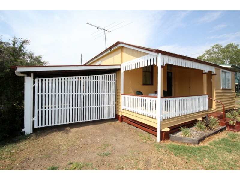 16 Matheson Street, Dalby QLD 4405