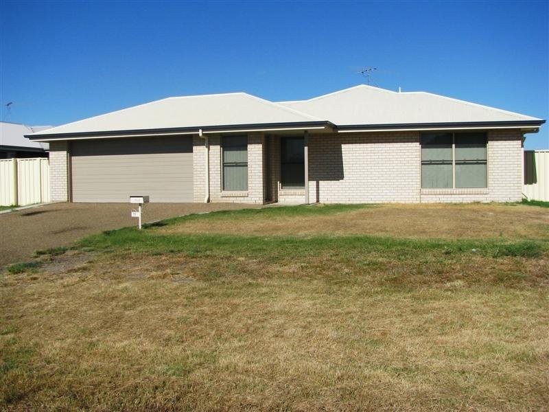 27 Mary Street, Dalby QLD 4405