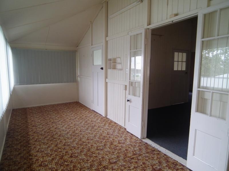 9 Besley Street, Dalby QLD 4405