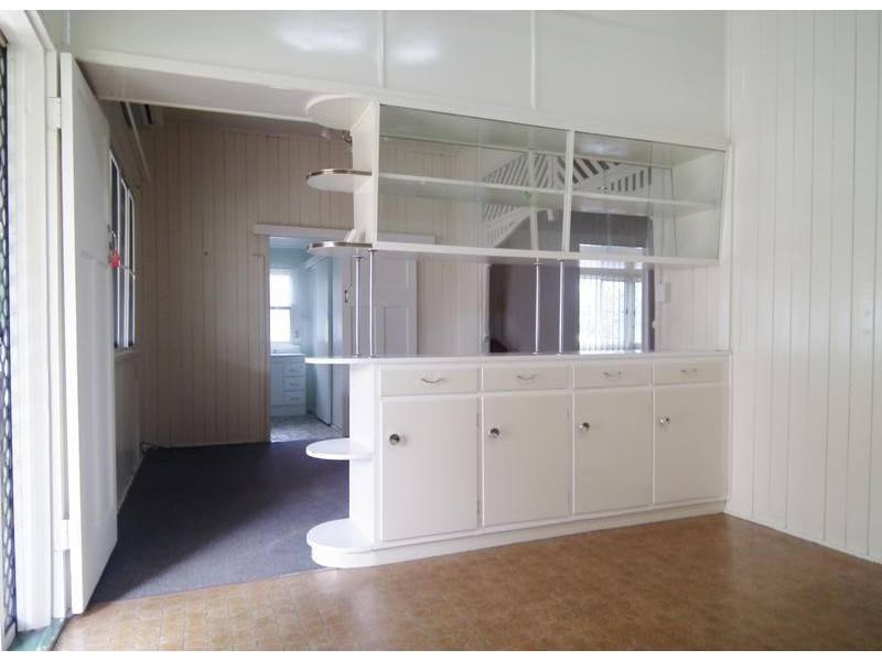 9 Besley Street, Dalby QLD 4405