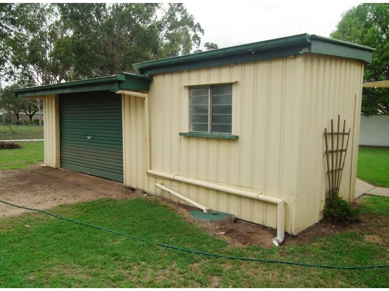 9 Besley Street, Dalby QLD 4405