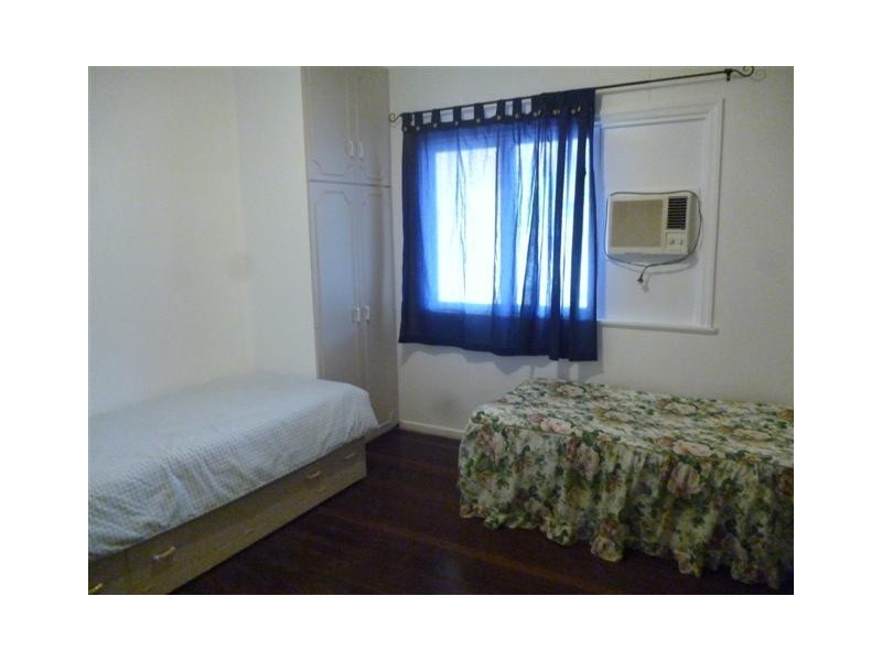 48 Moreton St, Dalby QLD 4405