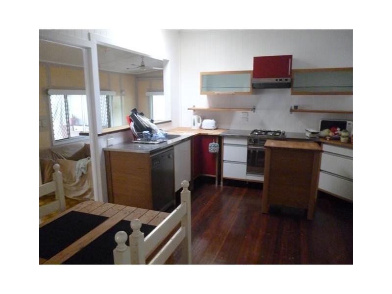 48 Moreton St, Dalby QLD 4405