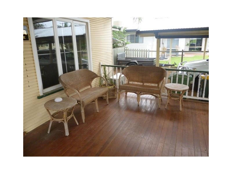 48 Moreton St, Dalby QLD 4405