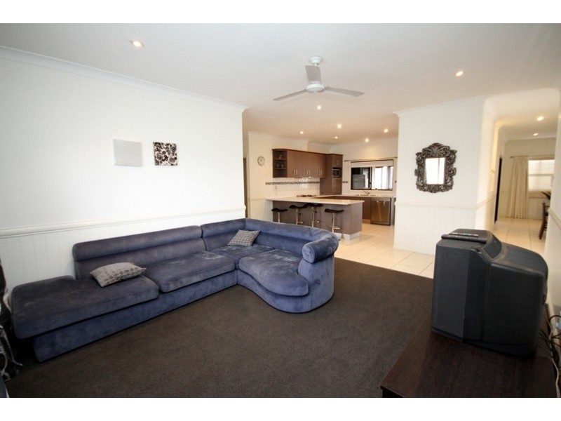 19 Burke St, Dalby QLD 4405