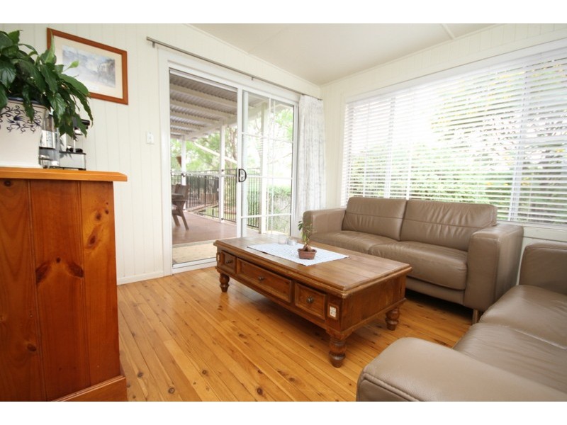 85 Colkerri Drive, Dalby QLD 4405