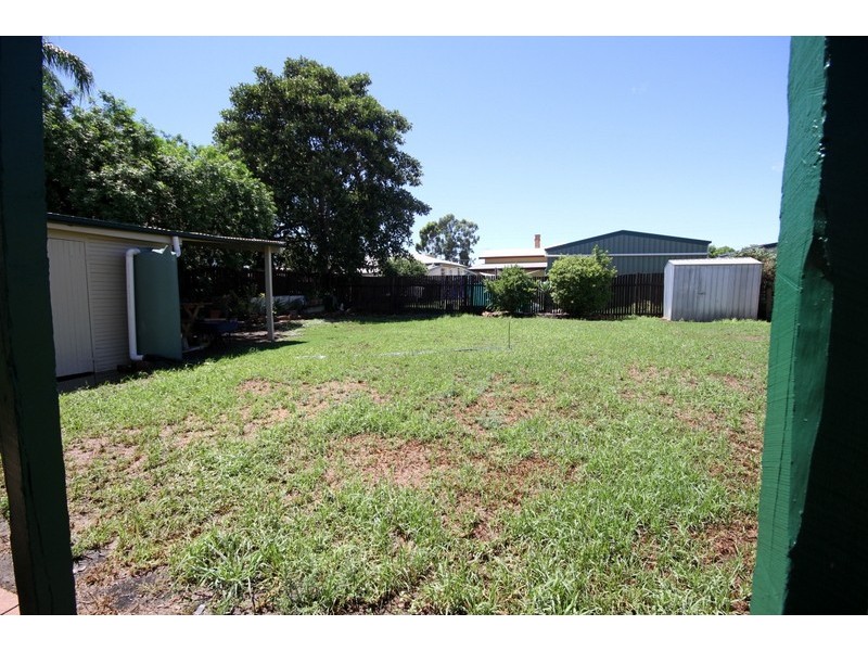 4 Fortescue Street, Dalby QLD 4405