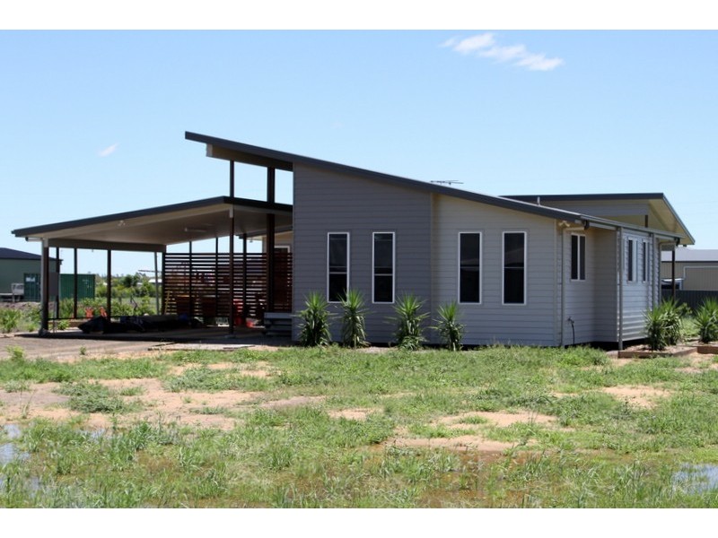 55 Diamond Drive, Dalby QLD 4405