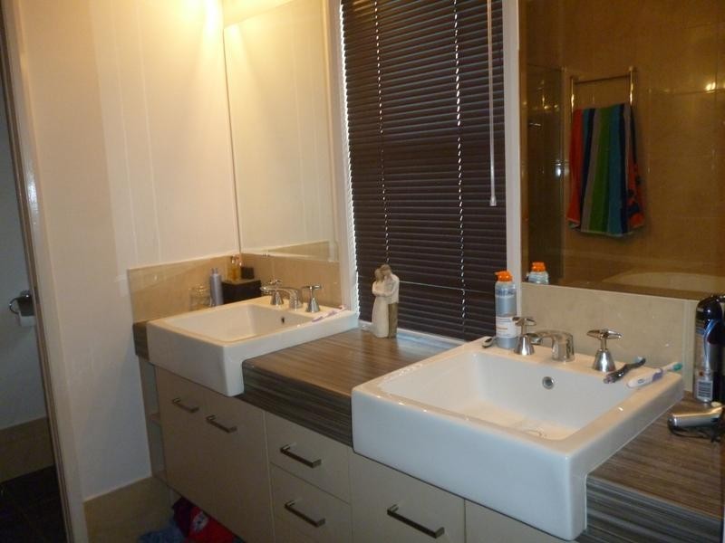 76 Hedge Road, Dalby QLD 4405