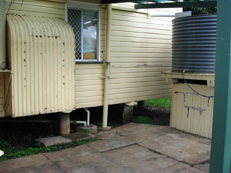 4 Annie Street, Dalby QLD 4405