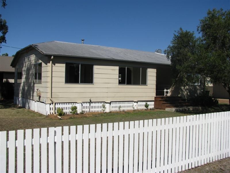 159 Pratten Street, Dalby QLD 4405