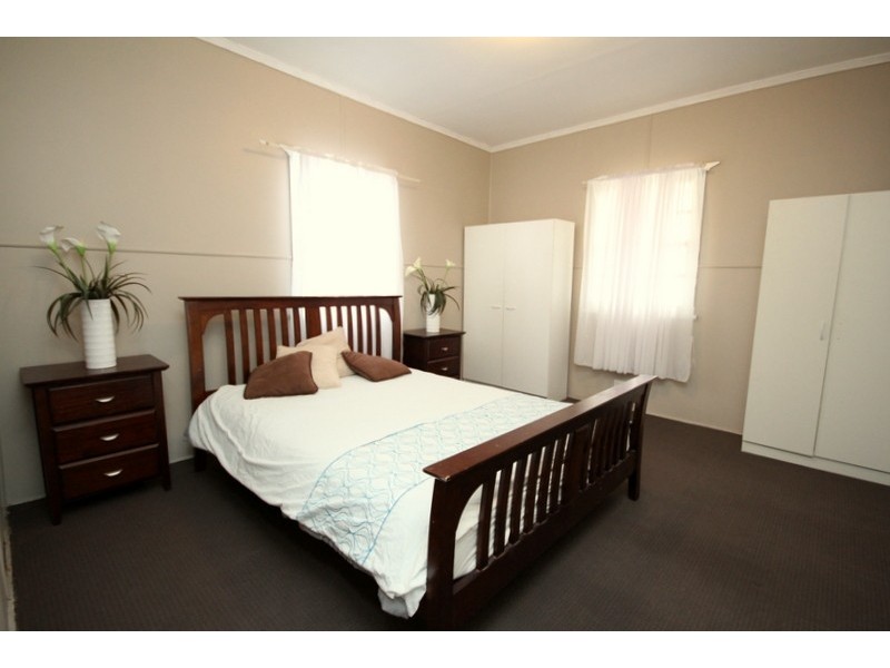 142 Condamine Street, Dalby QLD 4405