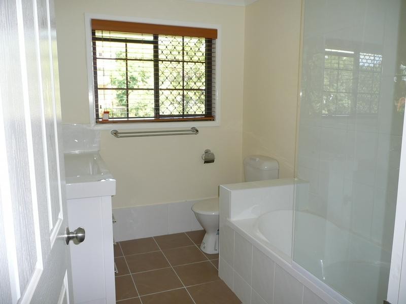 30 Pavo Street, Camp Hill QLD 4152