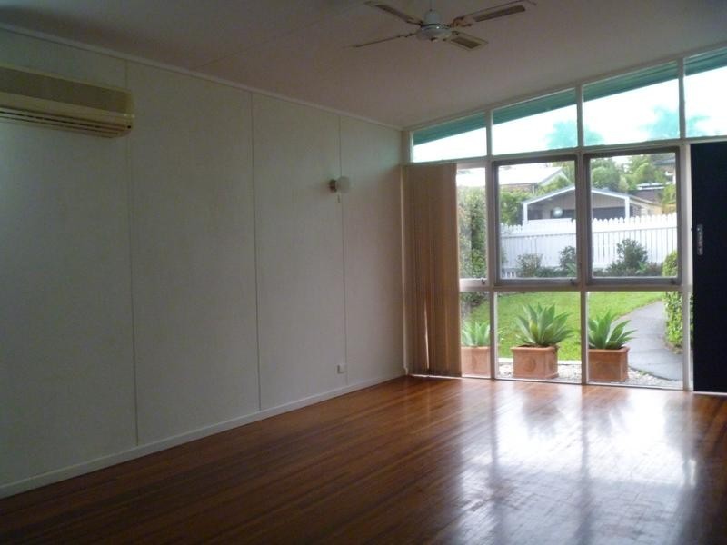 7 Cuthbert Street, Aspley QLD 4034