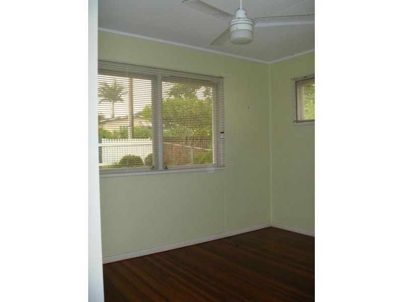 7 Cuthbert Street, Aspley QLD 4034
