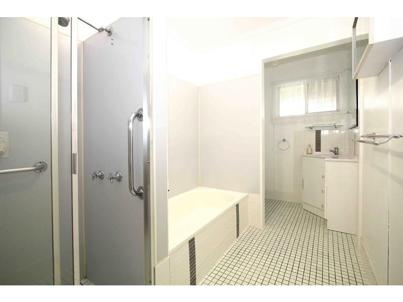 686 Robinson Road, Aspley QLD 4034