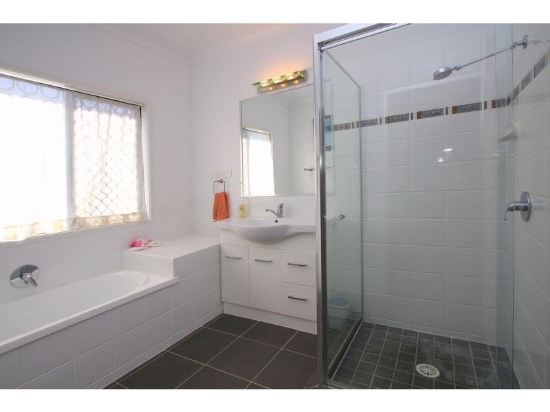 Wavell Heights QLD 4012