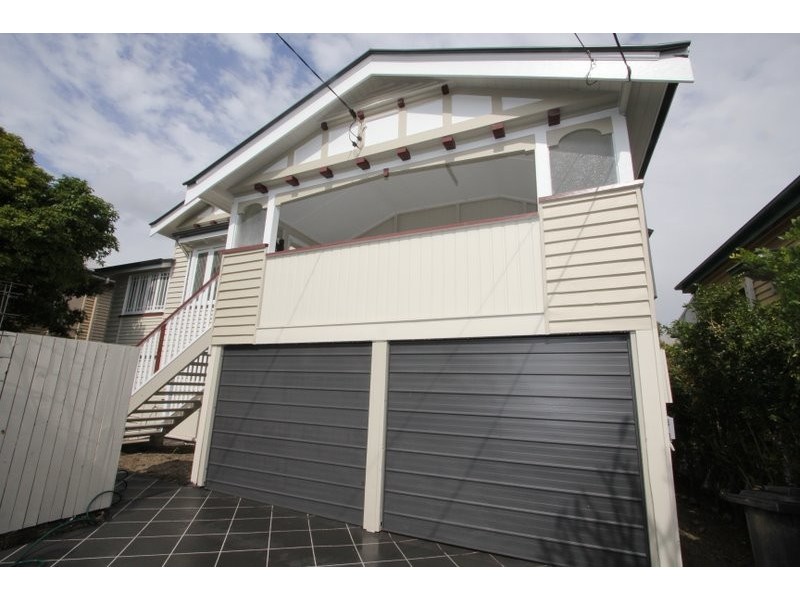 118 Days Road, Grange QLD 4051