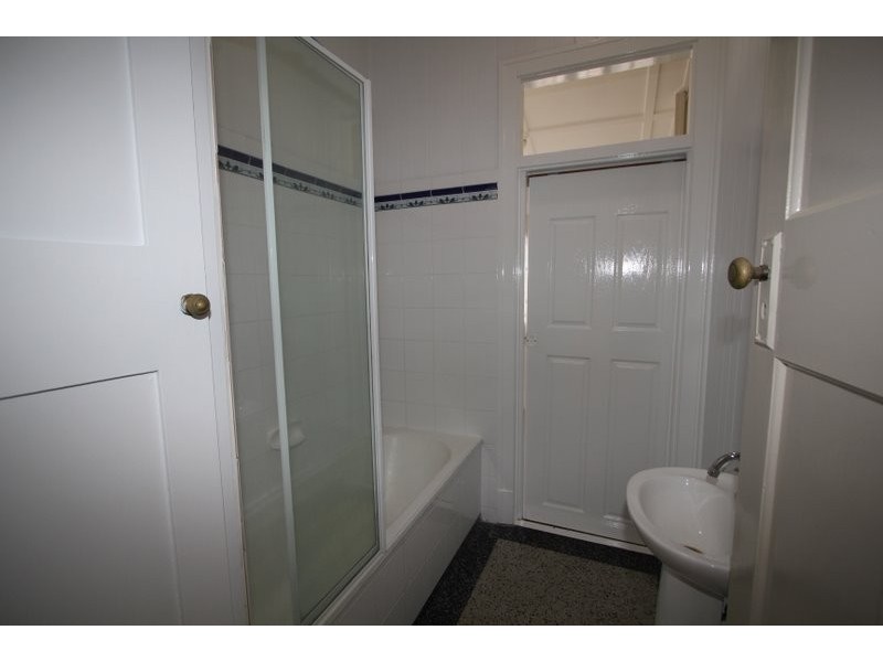 118 Days Road, Grange QLD 4051