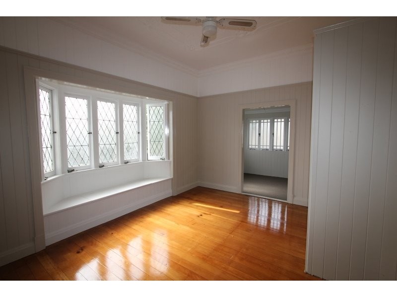 118 Days Road, Grange QLD 4051