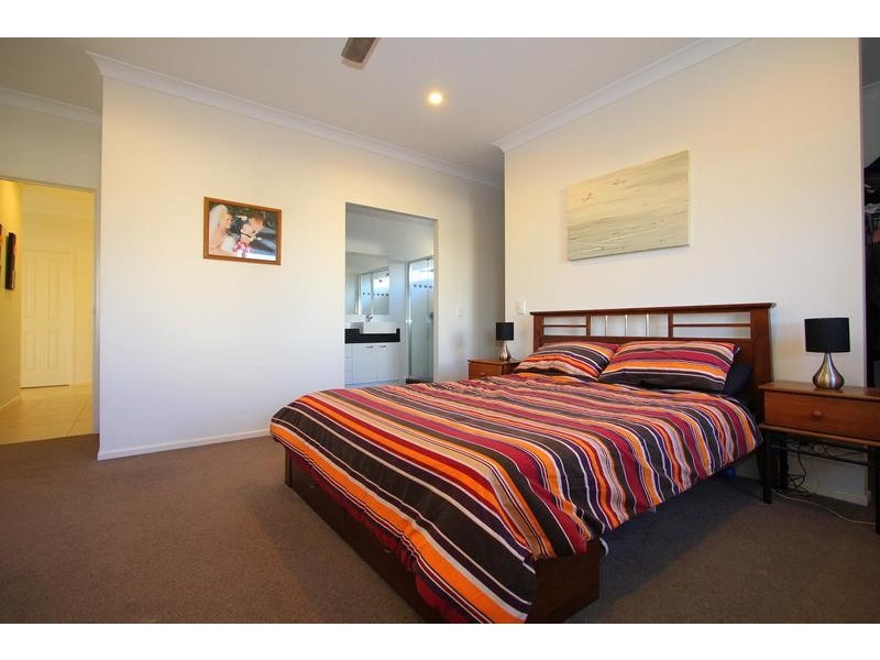 Warner QLD 4500