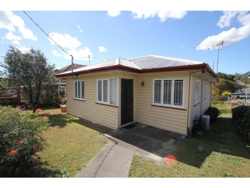 Wavell Heights QLD 4012