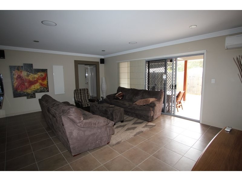 4 Charlie Close, Warner QLD 4500